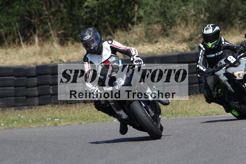 Archiv-2022/40 18.07.2022 Plüss Moto Sport ADR/Einsteiger/9